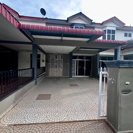 Dh Homestay Sungai Petani Eksteriør billede